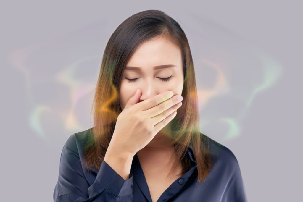 morning breath causes and how to prevent it