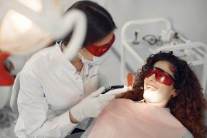How Long Does Teeth Sensitivity Last After Whitening Strips